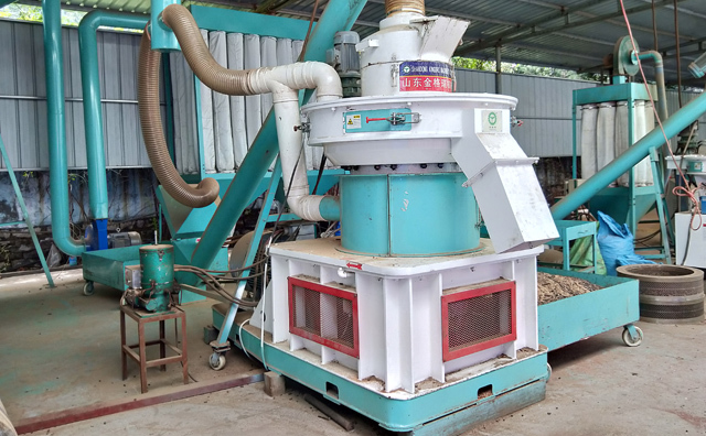 秸稈顆粒機不同角度的維護保養