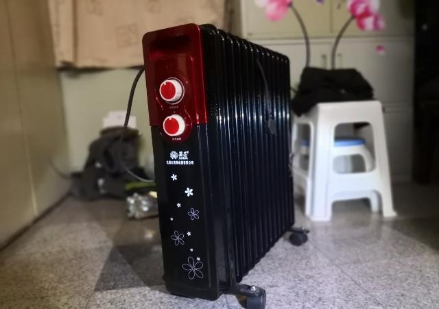 街道發(fā)放的電取暖器 街道發(fā)放的電取暖器