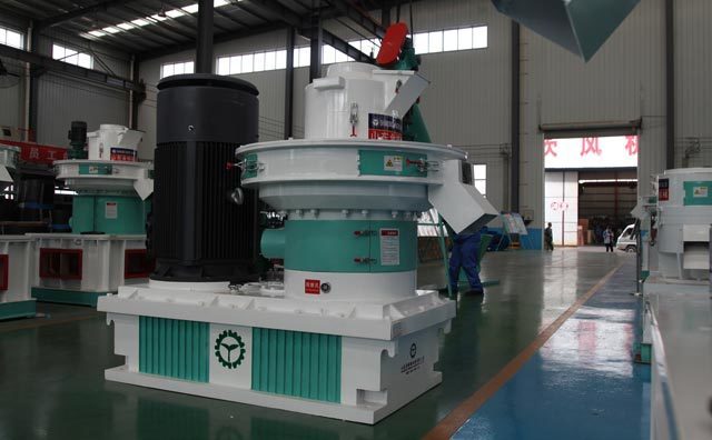 小型秸稈顆粒機(jī) 小型秸稈顆粒機(jī)