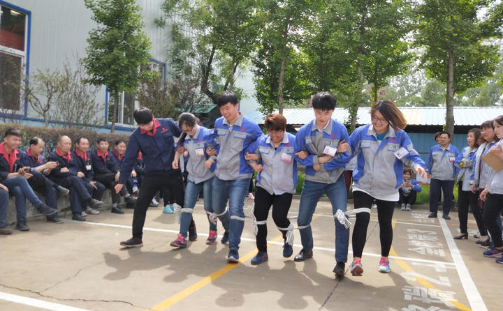 綁腿跑比賽 綁腿跑比賽