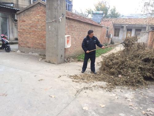 秸稈亂堆亂放 秸稈亂堆亂放