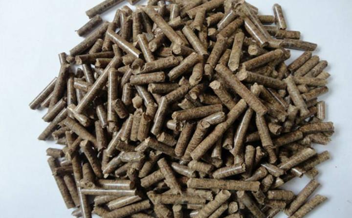 秸稈、鋸末、廢木頭等秸稈顆粒機加工成顆粒狀的生物質燃料